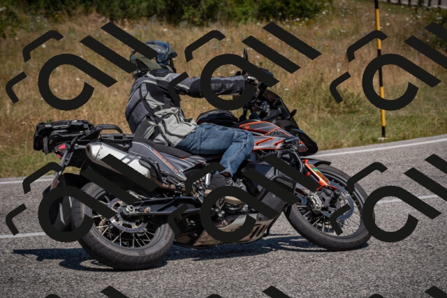 20250719115122-_5005754_am_