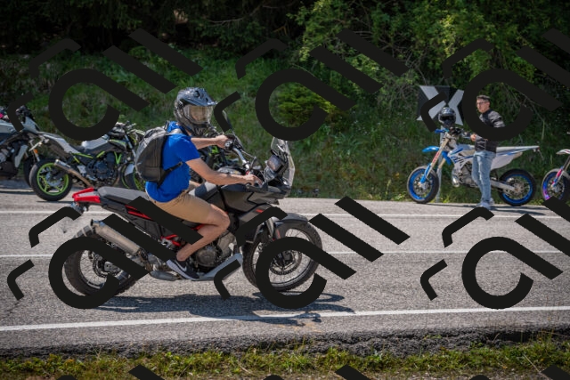 20250719115409-_5005792_am_