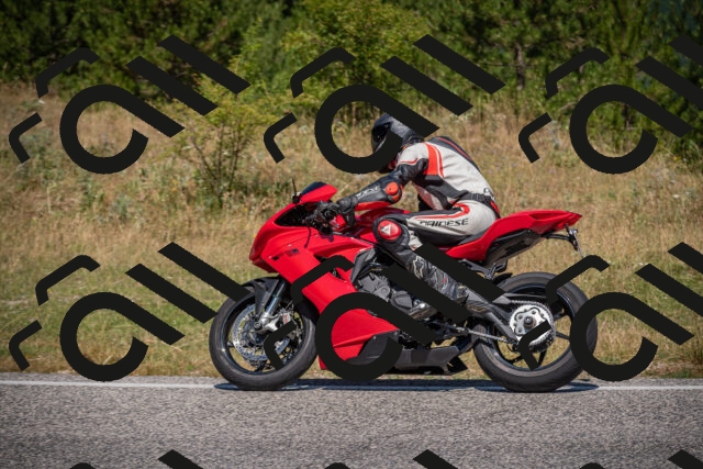 20250719115456-_5005813_am_