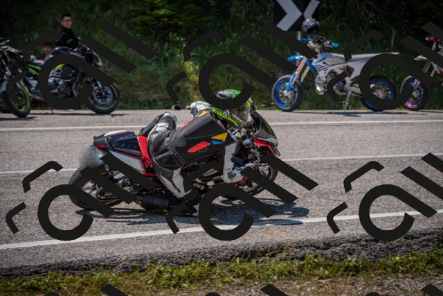 20250719115945-_5005894_am_