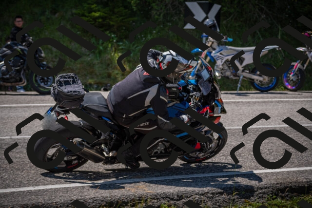 20250719120003-_5005904_am_