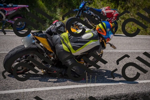 20250719120125-_5005940_am_