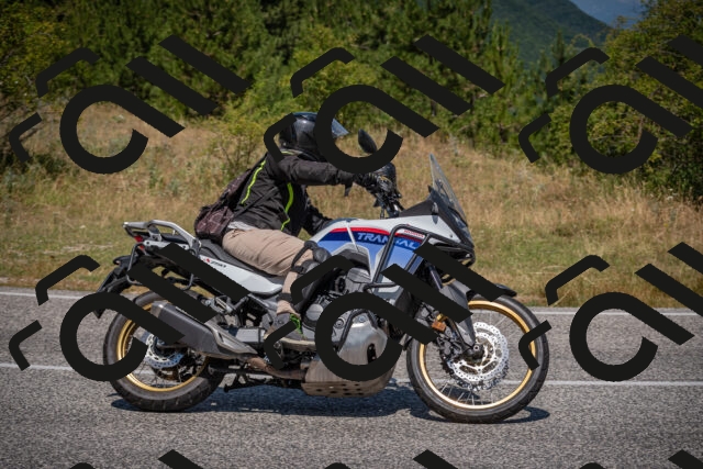 20250719120433-_5005985_am_