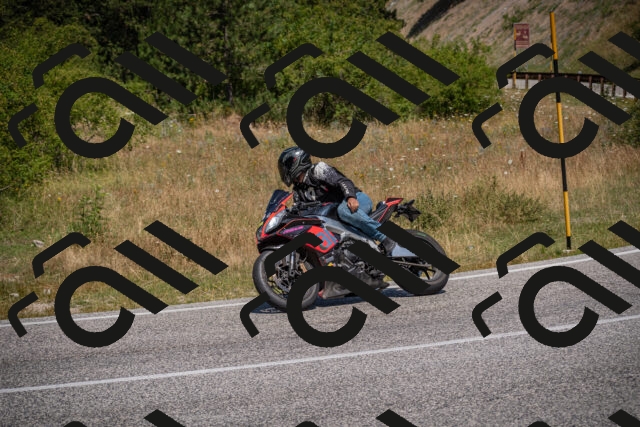 20250719120526-_5005990_am_