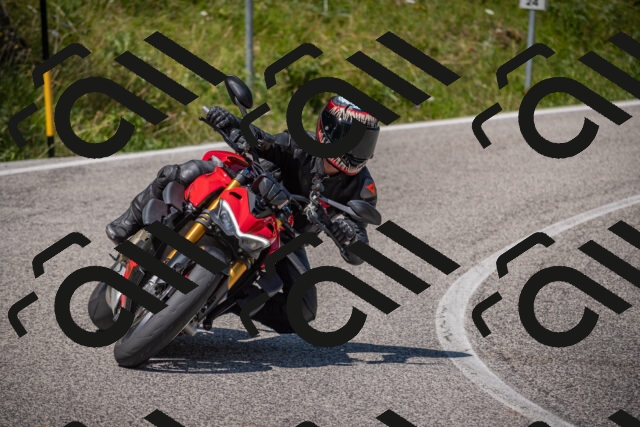 20250719120631-_5005999_am_