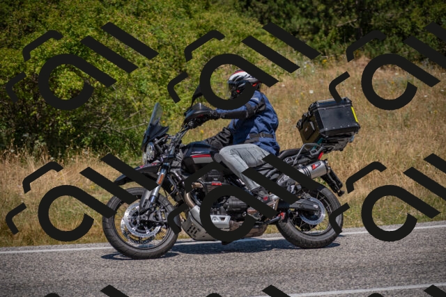 20250719120841-_5006042_am_