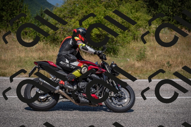 20250719121034-_5006068_am_