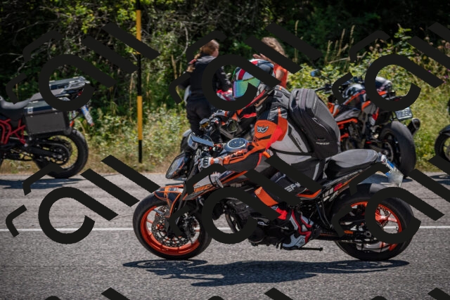 20250719121217-_5006081_am_