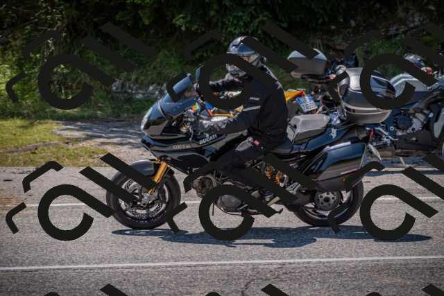 20250719121502-_5006120_am_