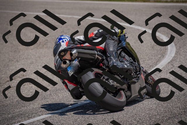 20250719121836-_5006190_am_