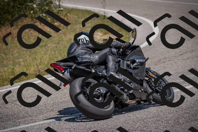 20250719122105-_5006232_am_