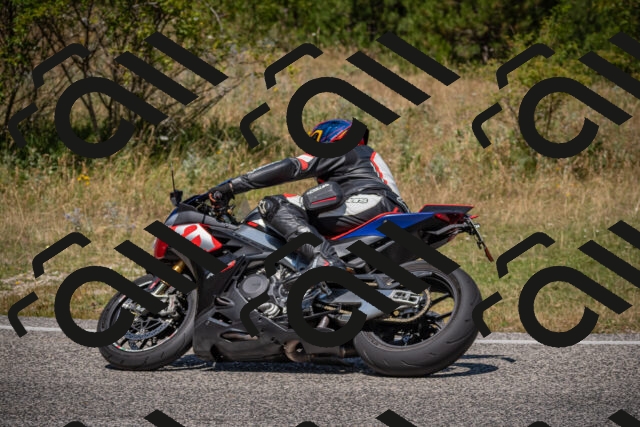 20250719122131-_5006257_am_