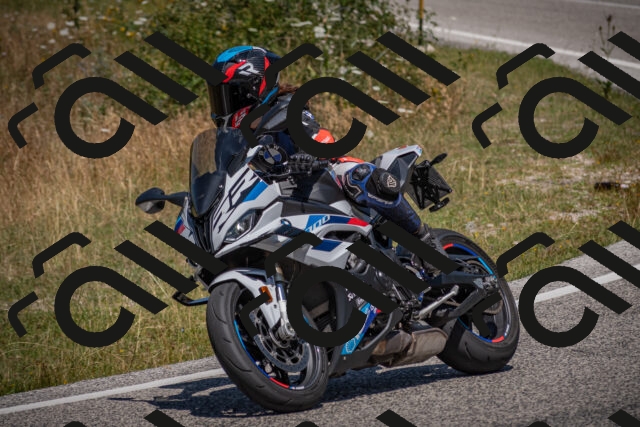 20250719122516-_5006310_am_