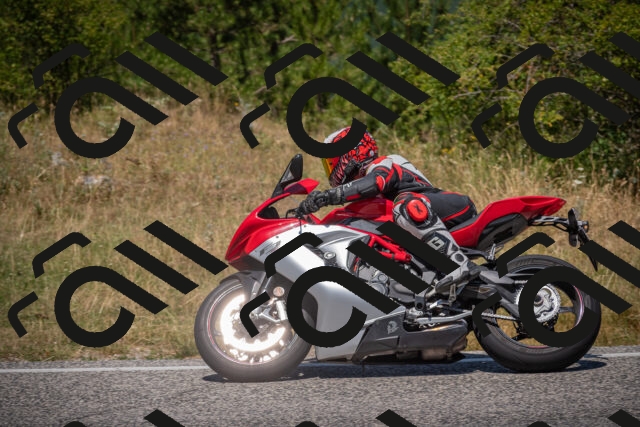 20250719122706-_5006343_am_