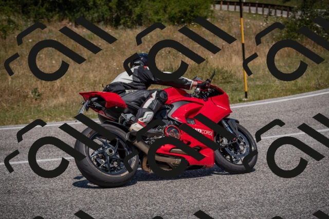 20250719122752-_5006362_am_