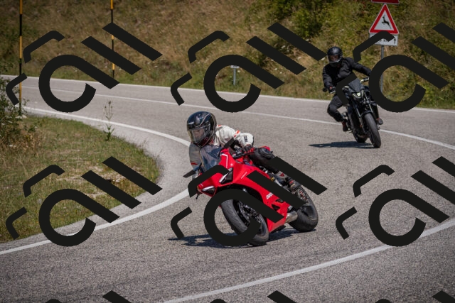 20250719123444-_5006412_am_