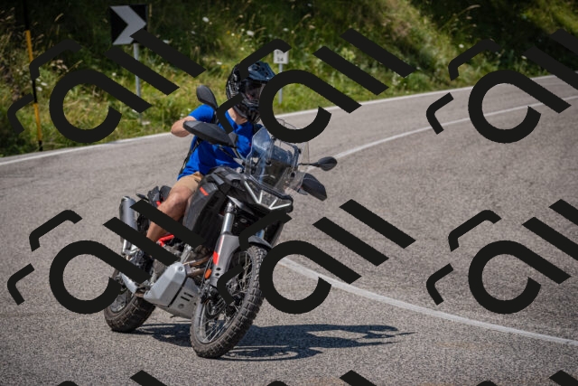 20250719123950-_5006440_am_