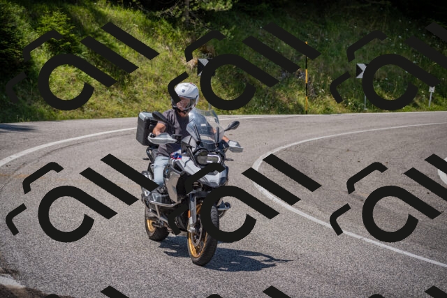 20250719125210-_5006502_am_