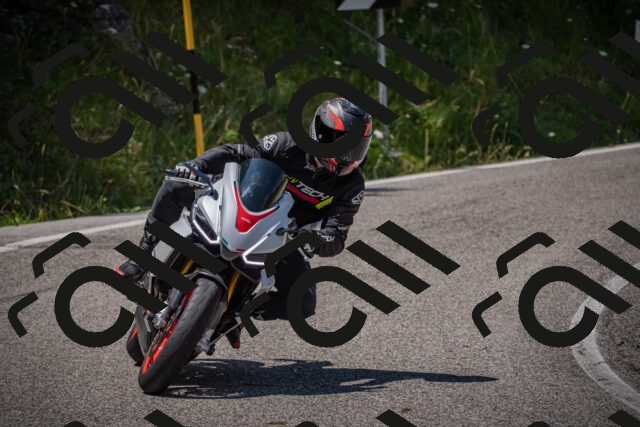 20250719130648-_5006643_am_