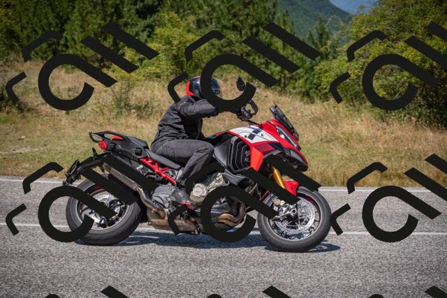 20250719130952-_5006684_am_