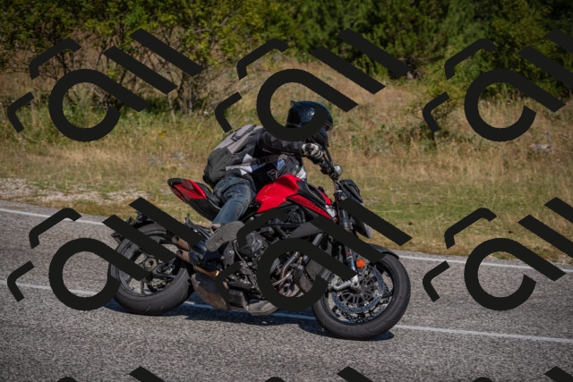 20250720101807-_5006838_am_