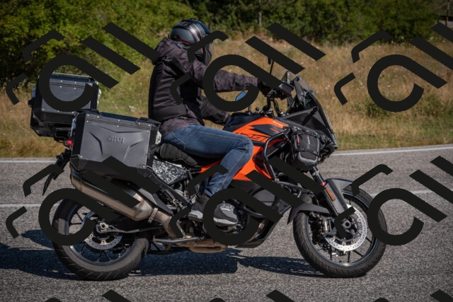 20250720101922-_5006866_am_