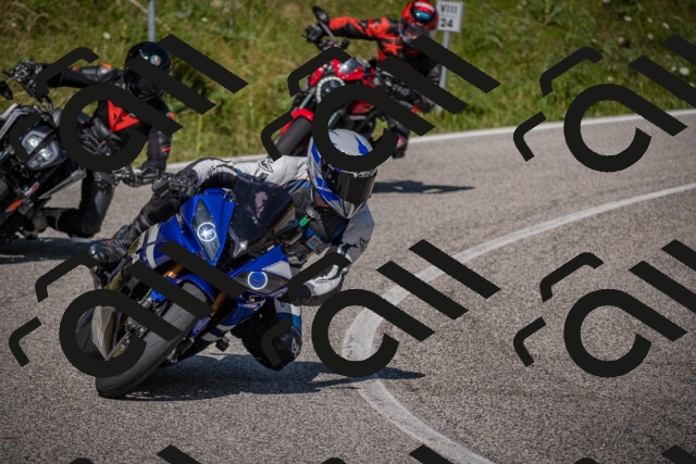 20250720102507-_5006938_am_