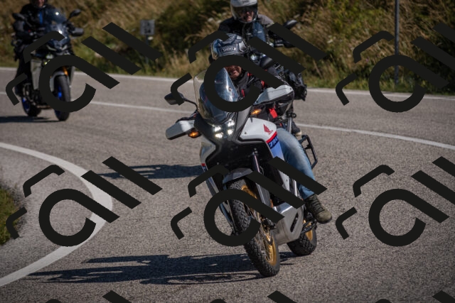 20250720102939-_5007041_am_