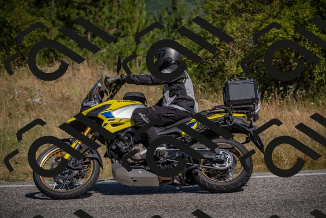 20250720103028-_5007056_am_