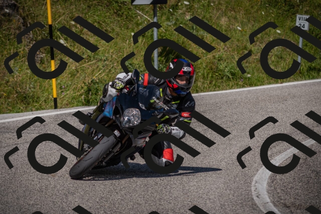 20250720103101-_5007057_am_