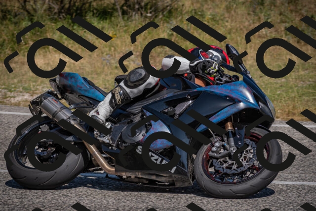 20250720103102-_5007059_am_