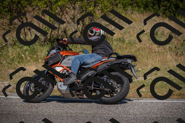 20250720103106-_5007067_am_