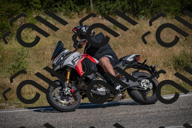 20250720103108-_5007069_am_