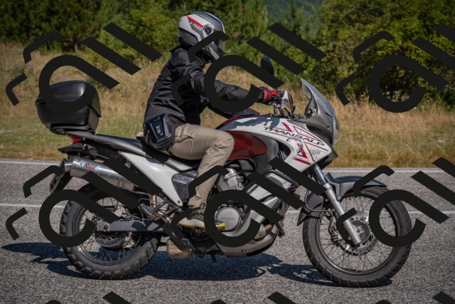 20250720103133-_5007080_am_