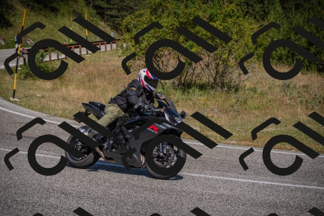 20250720103156-_5007083_am_