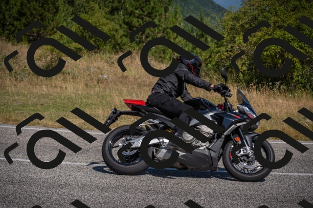 20250720103158-_5007086_am_