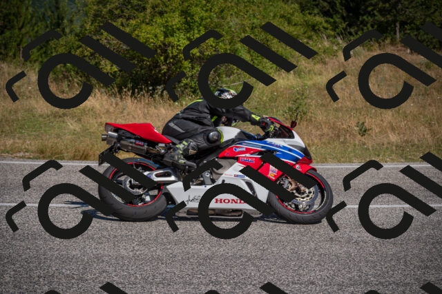 20250720103159-_5007088_am_