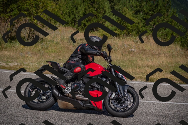 20250720103159-_5007089_am_