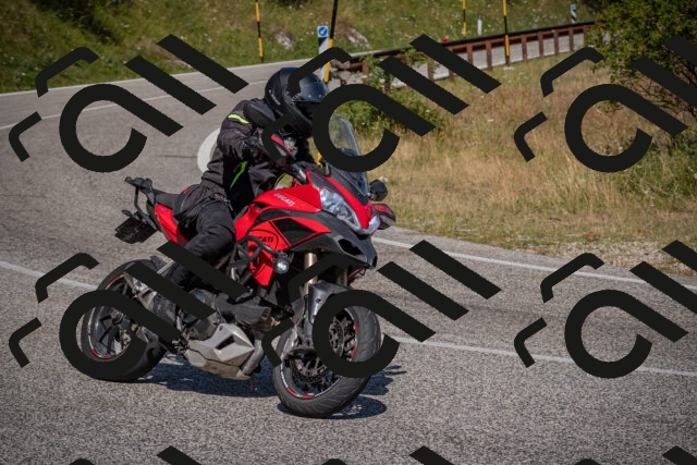 20250720103427-_5007126_am_