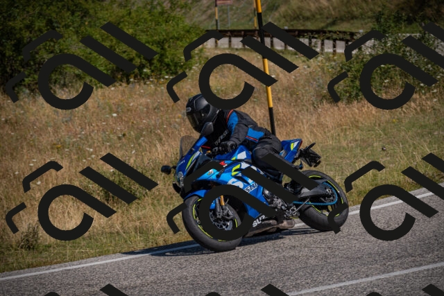 20250720103436-_5007130_am_