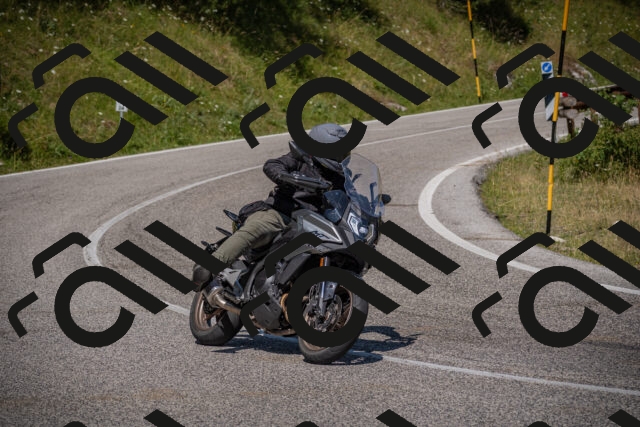 20250720104723-_5007247_am_