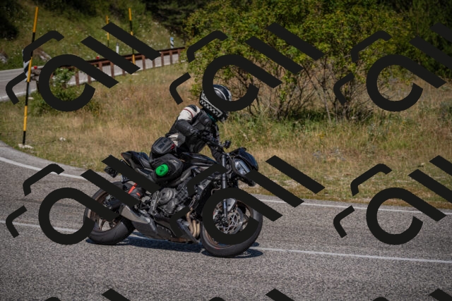 20250720105050-_5007293_am_