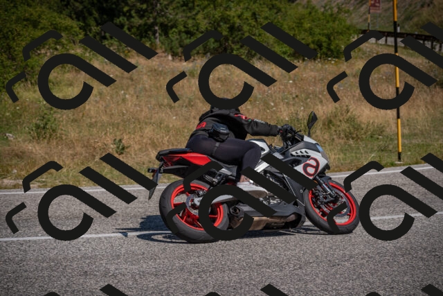 20250720105337-_5007343_am_