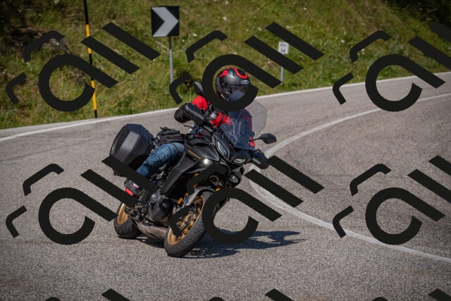 20250720105412-_5007353_am_