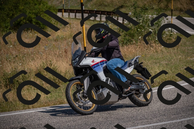 20250720105945-_5007528_am_