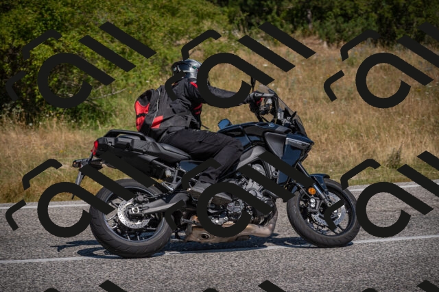 20250720112012-_5007990_am_