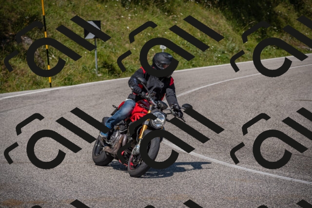 20250720112214-_5008002_am_