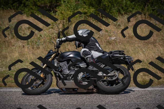 20250720113153-_5008163_am_