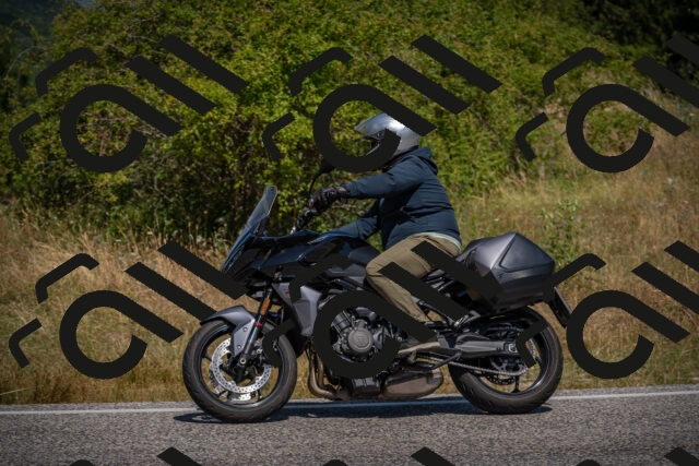 20250720113318-_5008210_am_