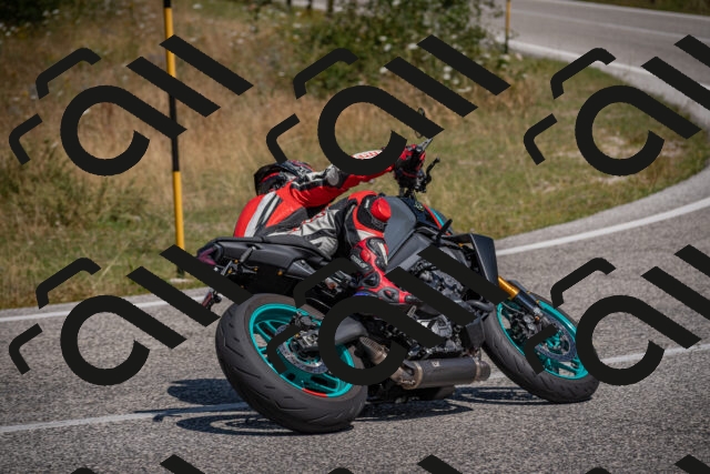 20250720113911-_5008347_am_